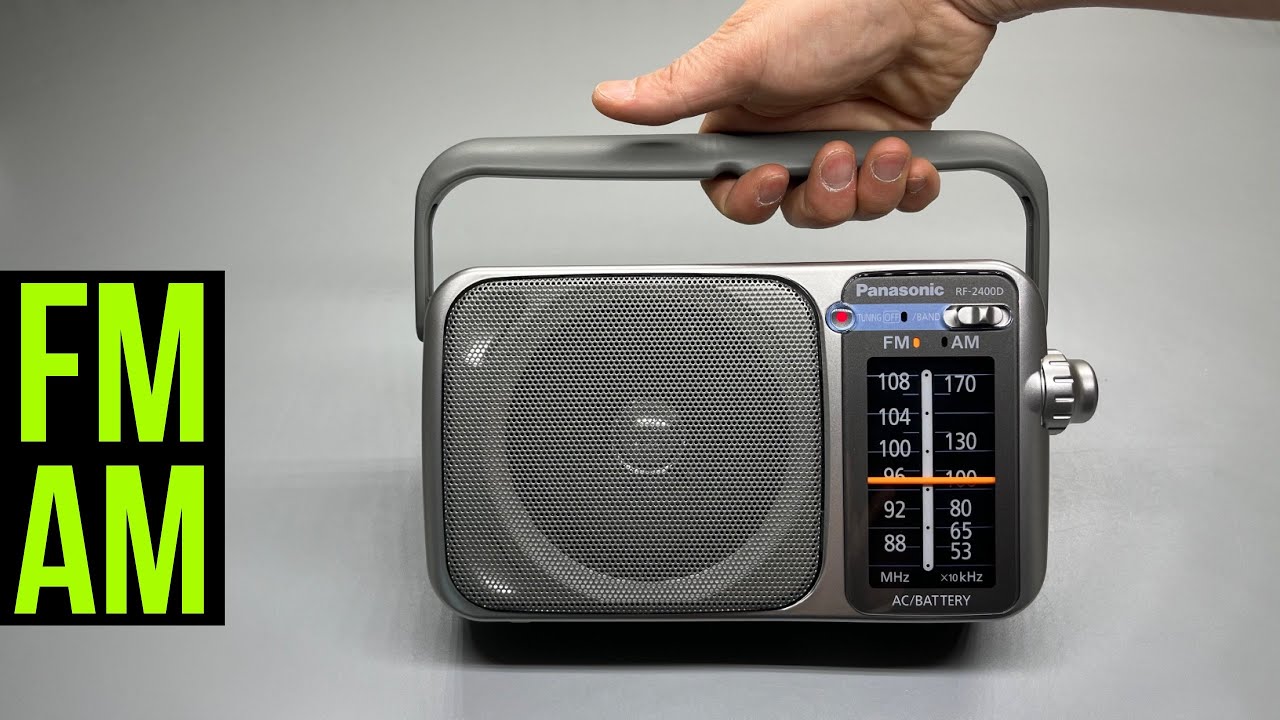 Panasonic RF-2400D AM/FM Radio. Nice Tuner.