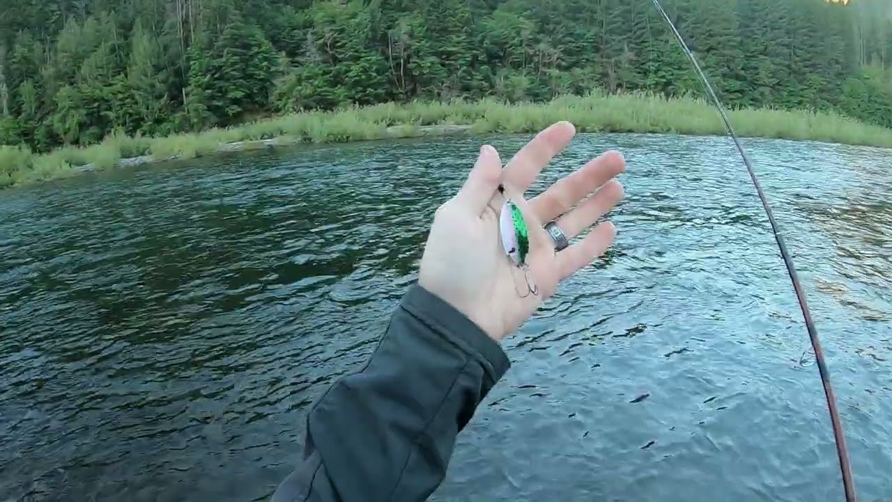 Trophy Trout Fishing Detroit Lake [Santiam River] Oregon! [3 Different Technique to catch fish]