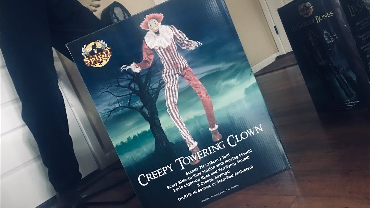 Creepy Towering Clown Unboxing/Setup | Spirit Halloween