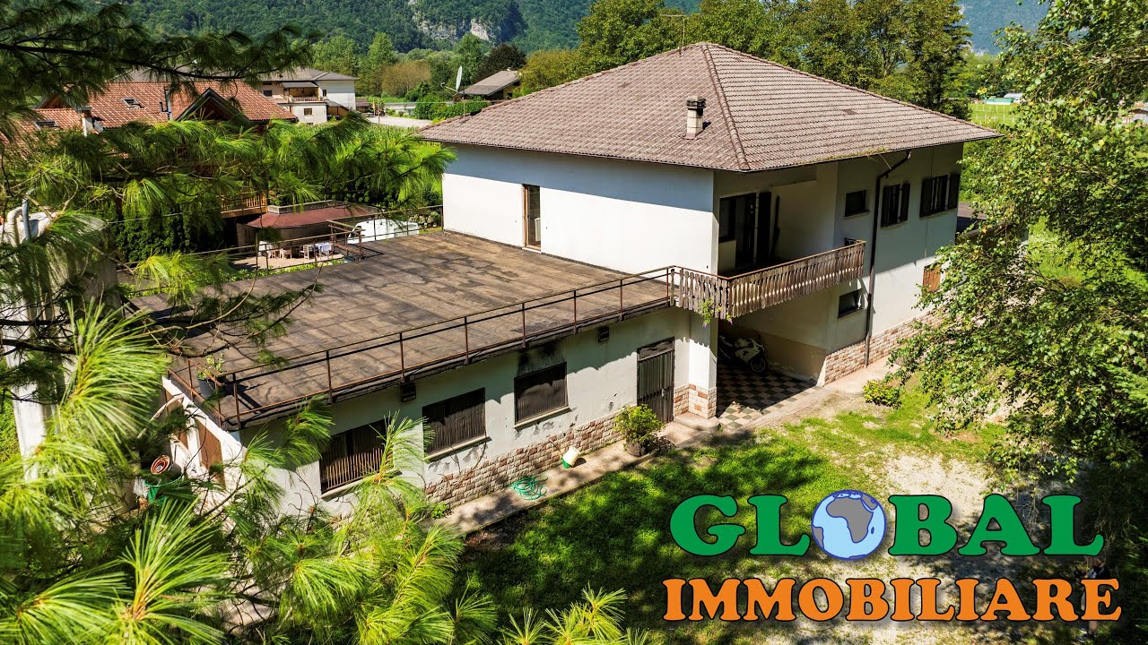 Grigno - Frazione Tezze - Edificio multiuso in vendita
