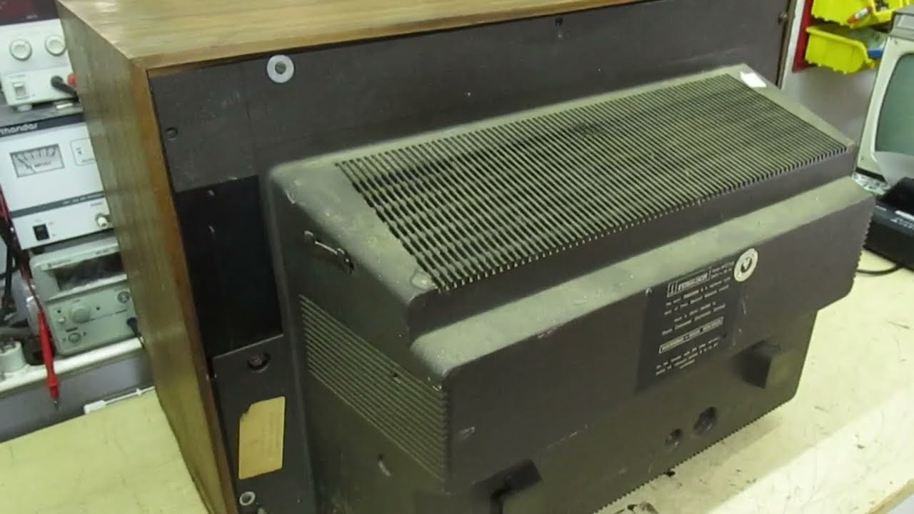 Thorn 8800 chassis vintage TV set from 1977.