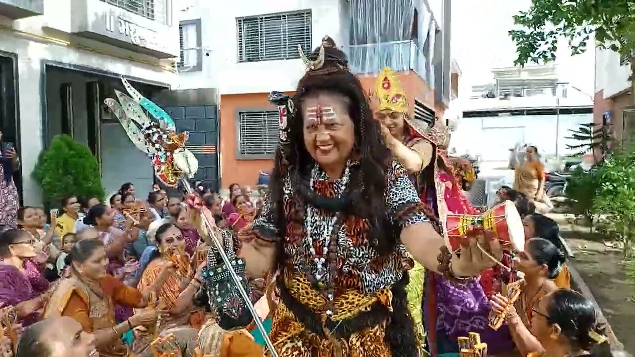 , આવી આવી છે શિવજી ની જાન સાંભળી ને મઝા એવી જાશે ગમે તો લાઈક અને શેર જરૂર કરજો 