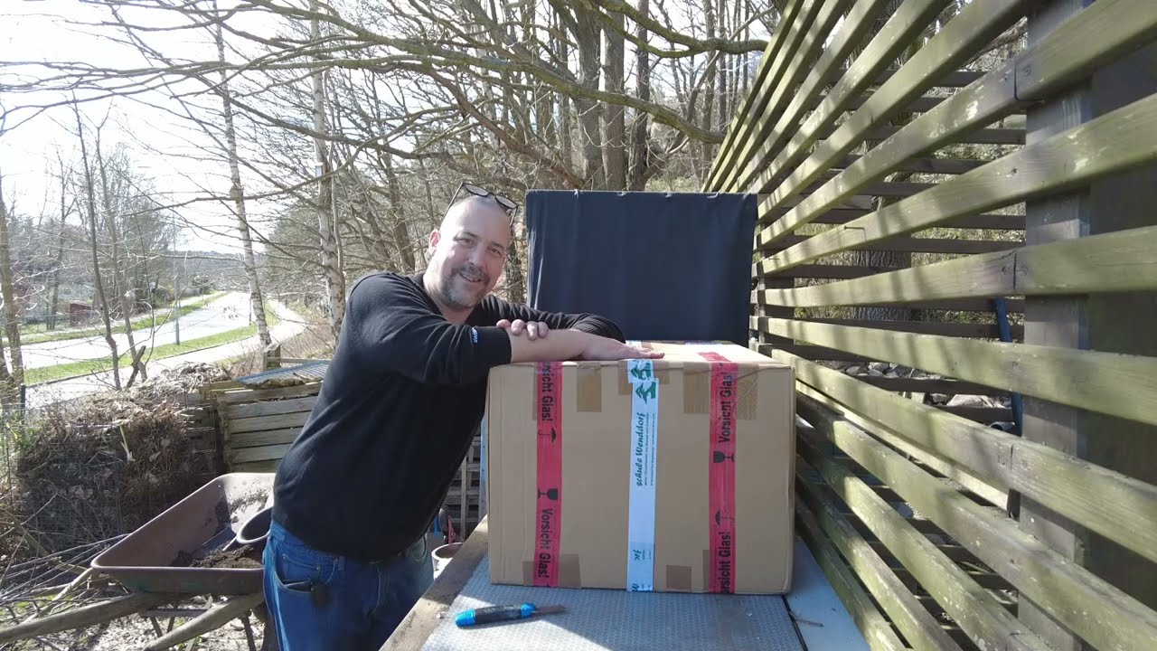 Unboxing my new trees from Wenddorf bonsai