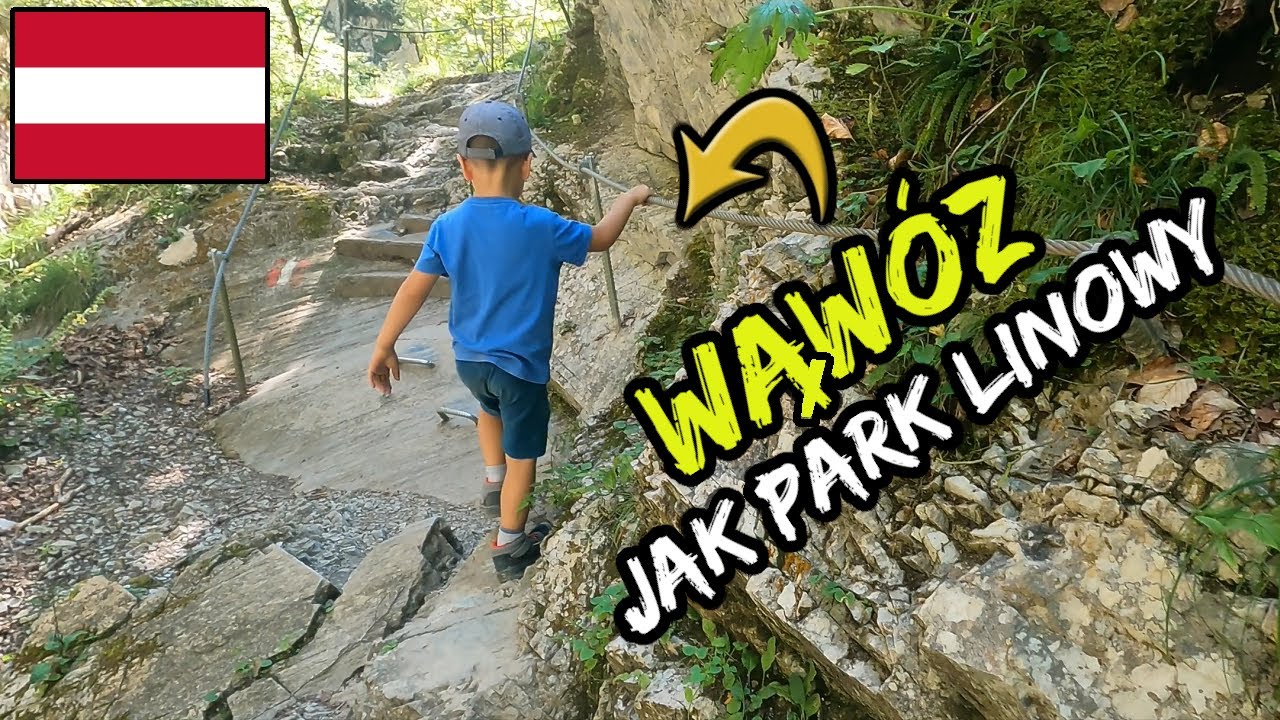 Wąwóz w Austrii. Garnitzenklamm w Karyntii. Rodzinny dzień na alpejskim szlaku.