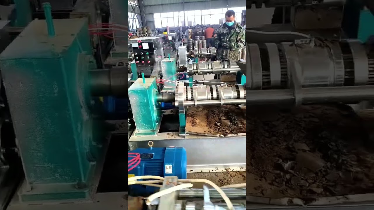 #花生榨油机 #榨油机设备生产厂家 #soybeanoilpress #machine #产品经理