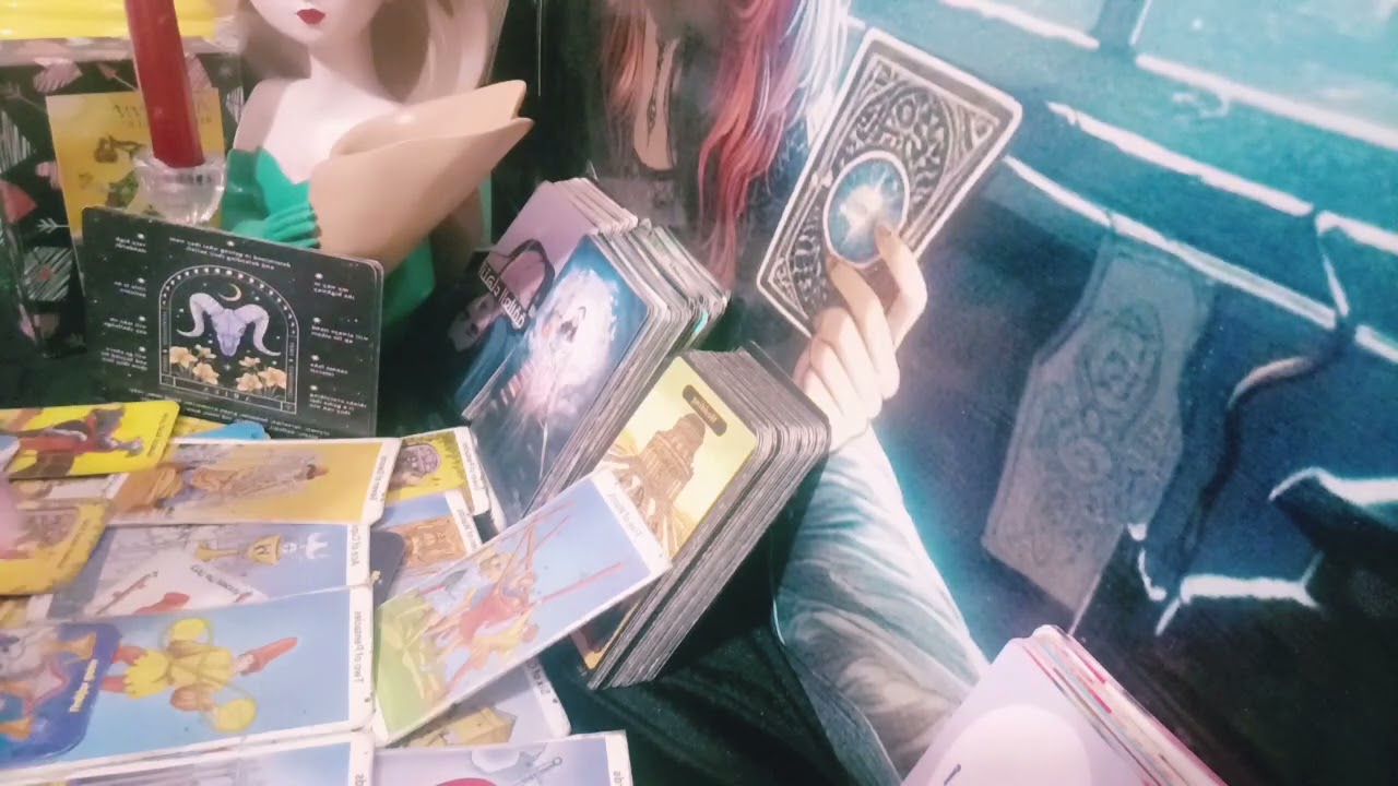 برج الثور ♉ للعلاقه الثلاثيه مشاعره اتجاهك و اتجاه الطرف التالت نواياه وخطواته