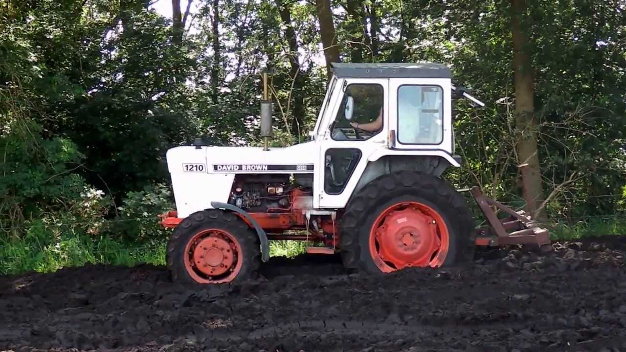 2012 Nijnsel David Brown 1210 4wd met viertand in ploegbak