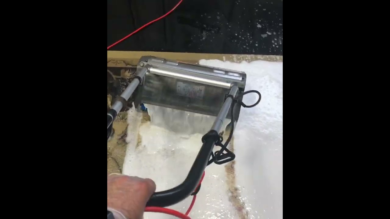SATISFYING Super Sudsy Rug Wash… So MUCH SOAP WE CANT SEE THE RUG! #rugwashing #carpetcleaning #asmr