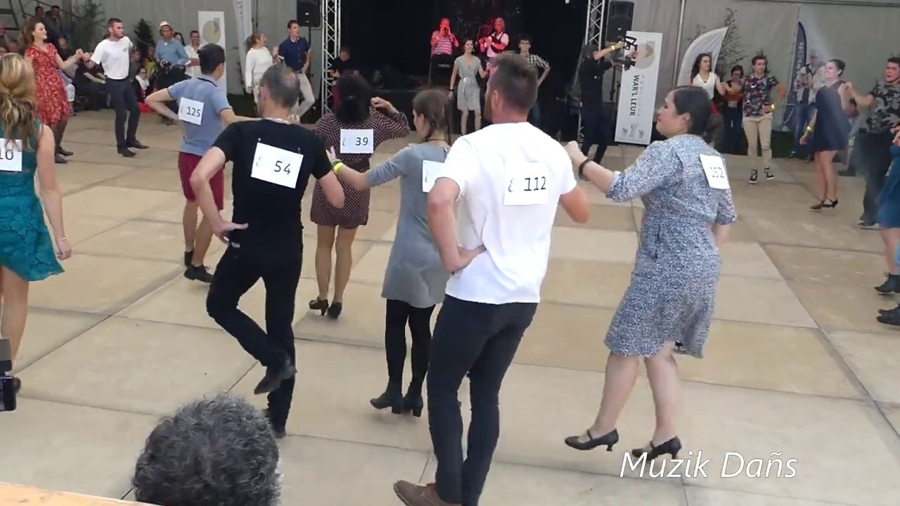 Gourin 2019 : Finale Gavotte d'honneur Rouzig sonnée par les frères Madec - danse bretonne