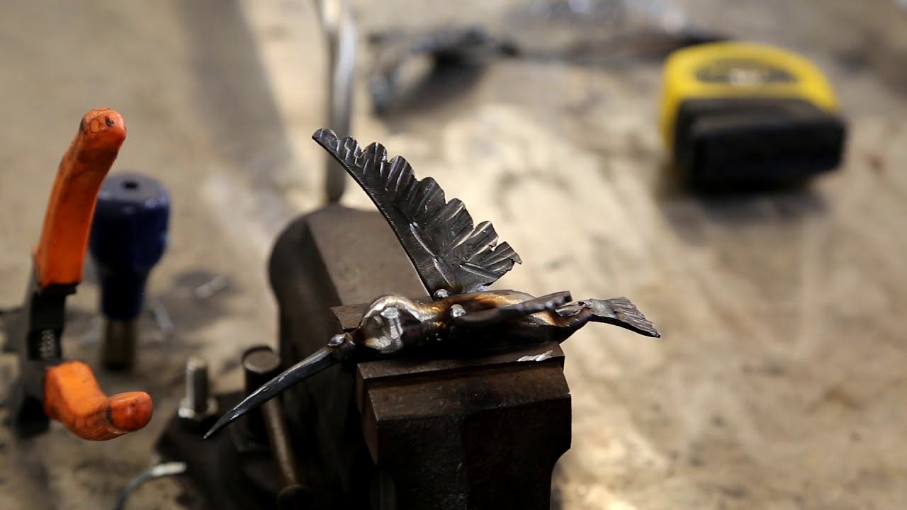 Blacksmithing - Forging Hibiscus Hummingbird Steel Sculpture, Hand Forged Blacksmithing