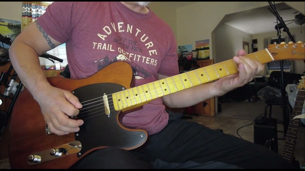 Testing out newly installed Fender Yosemite Pickups