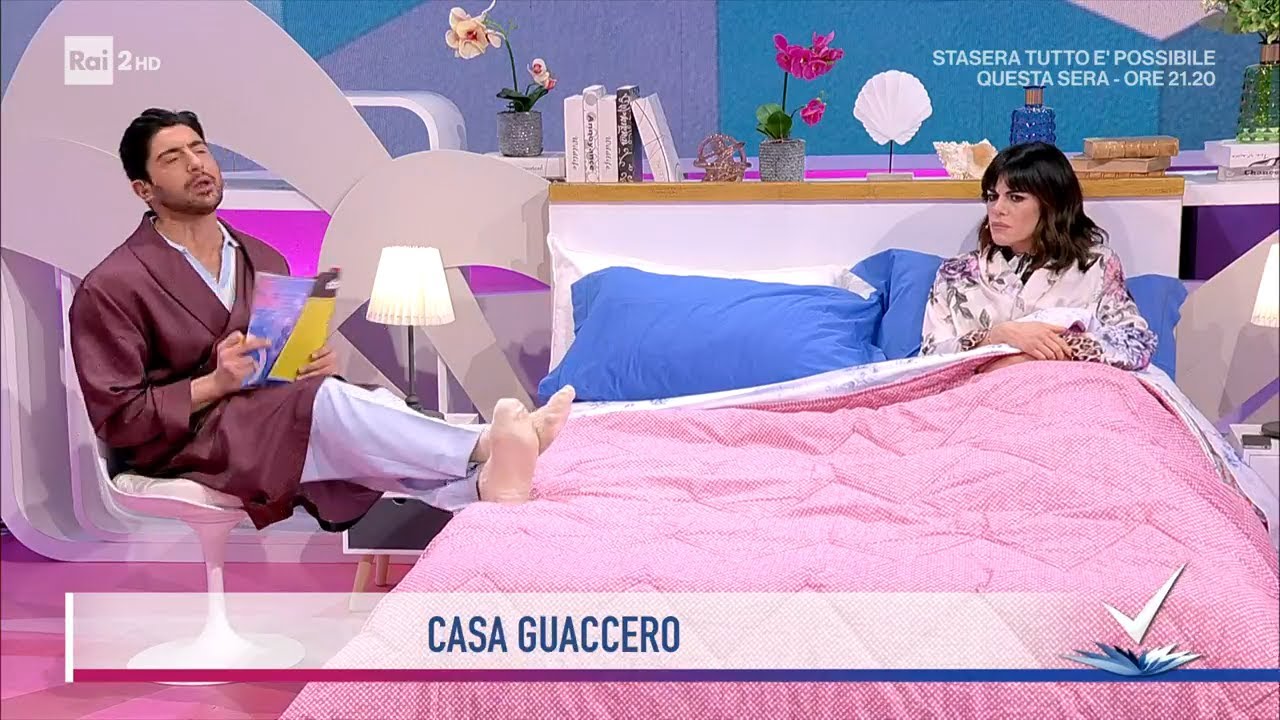 Bianca Guaccero e Gianpaolo Gambi - Casa Guaccero - Detto Fatto 22/03/2022