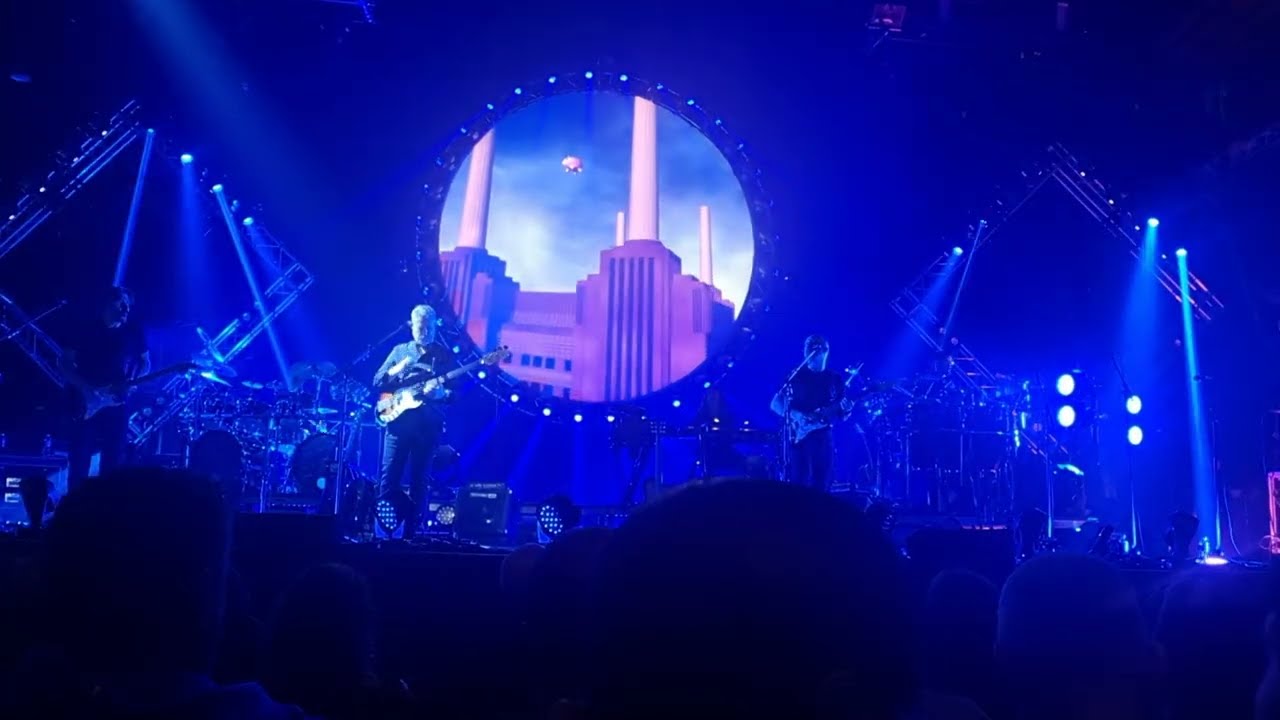 BRIT FLOYD - 'Pigs - Three Different Ones' - Dunfermline, Alhambra Theatre, 22/02/2025