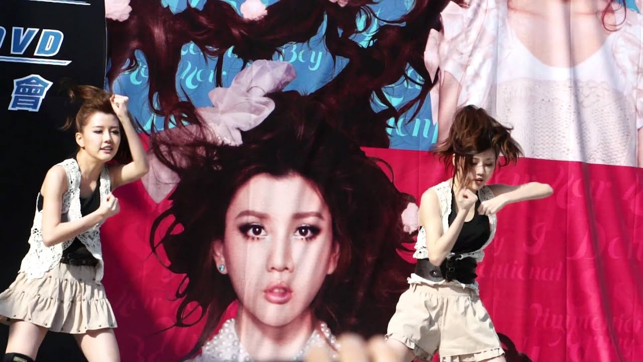 2011-12-04 - By2 90鬧now改版簽唱會 康熙來了熱舞重現