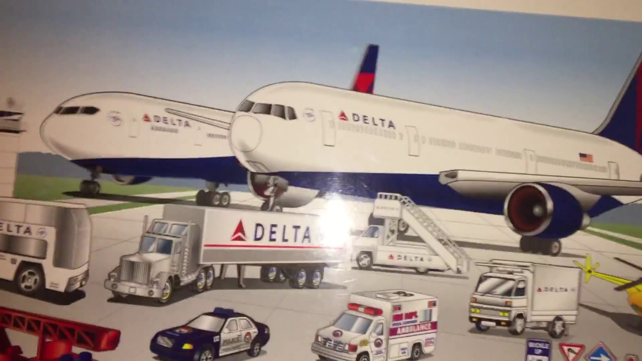 Daron Delta double plane airport playset