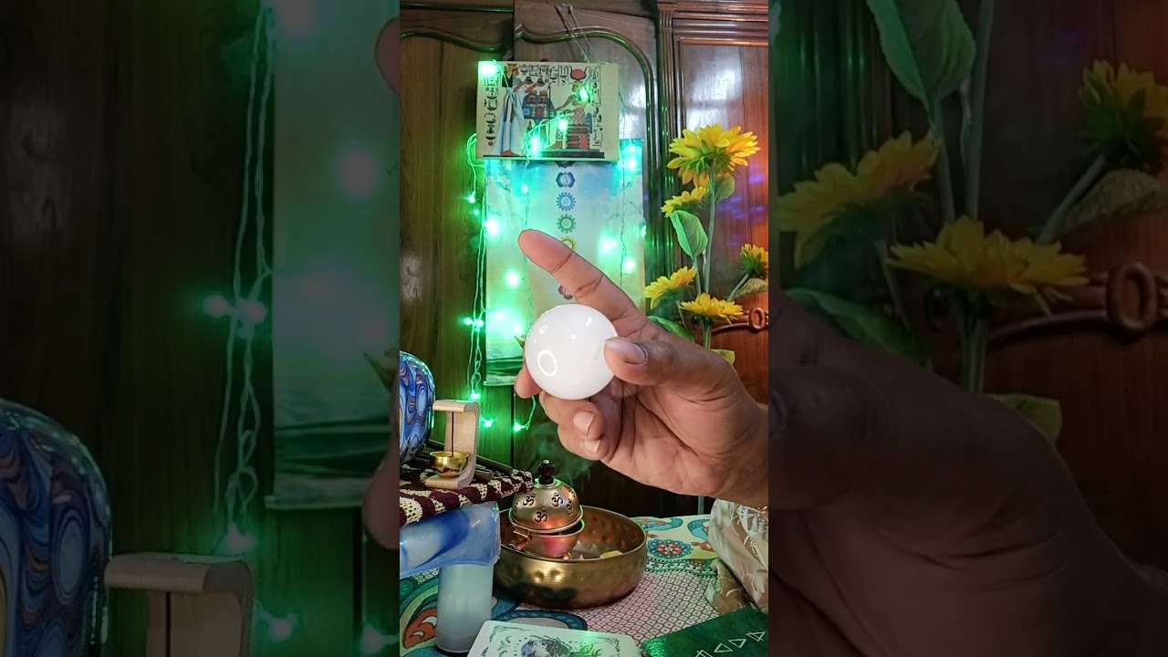 হঠাৎ হাতেনাতে ধরা পড়বে ভাবেনি মহিলা শত্রু/ব্যাক্তি 😲🧿🛡@MUHURTERDAKEAMISANGITA789 #divine 🧿🛡#tarot ❤