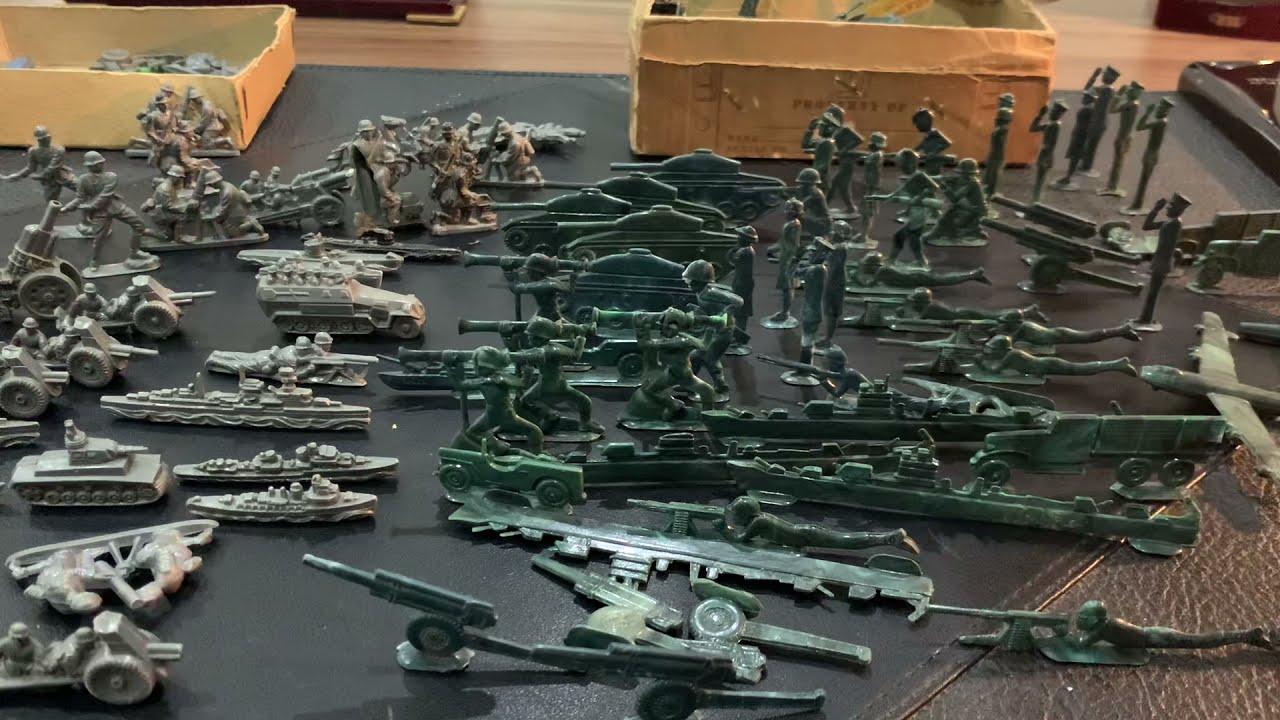 Ранние Пластмассовые Солдатики / Early Plastic Toy Soldiers