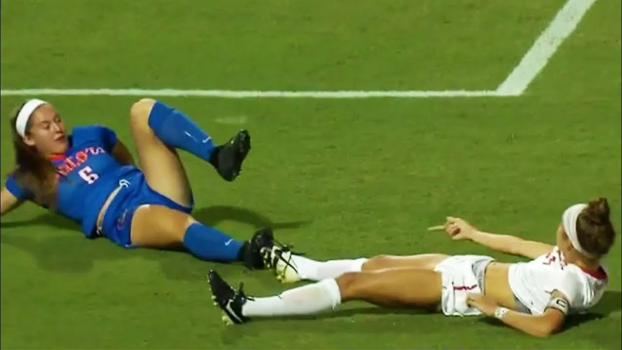 30 Moments  Les Plus Inappropriés  Du Football Féminin !