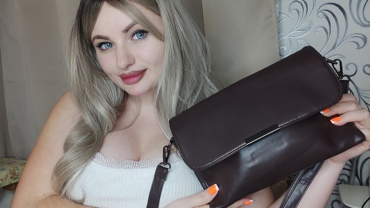 ASMR /ЧТО В МОЕЙ СУМКЕ⁉️+БОЛТАЛКА🌸