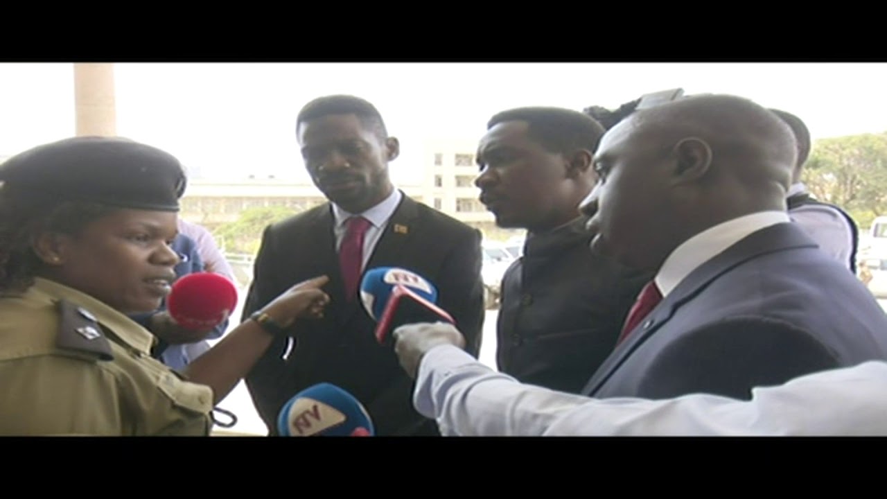 Scuffle at Parliament as Police Blocks Kyadondo East MP Hon. Robert Kyagulanyi