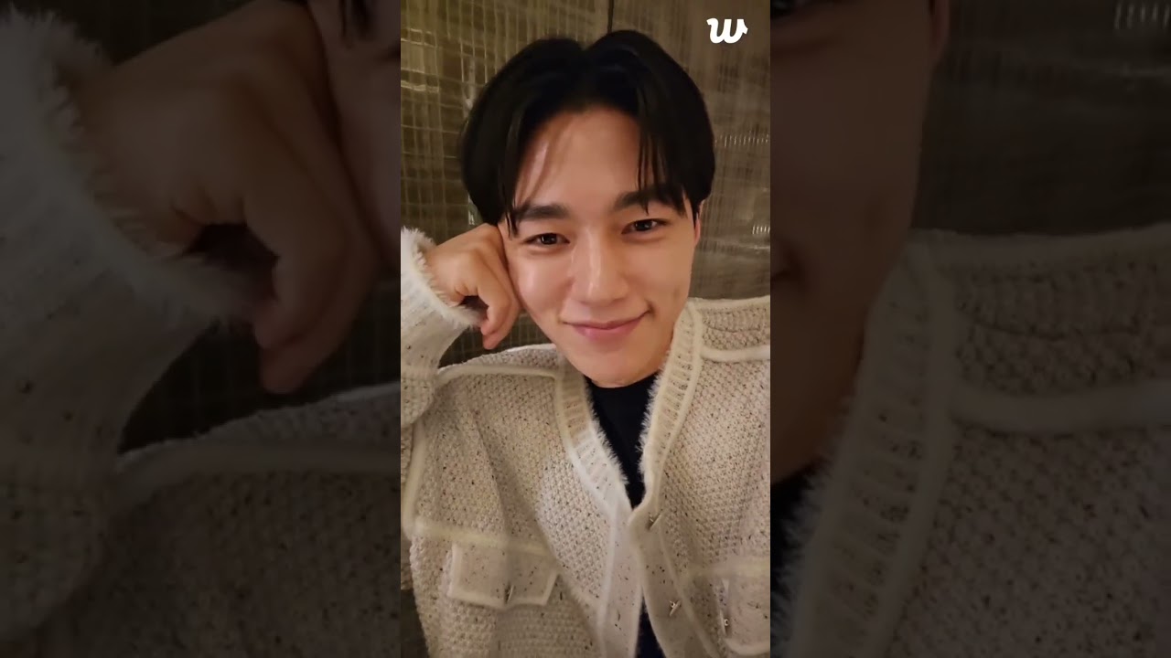 Live Kim MyungSoo WV PT - 06/11/2025-São 7h49 em Xangai. 