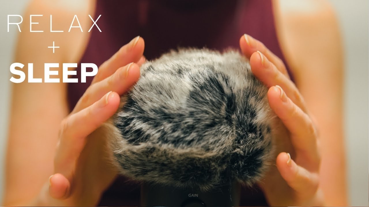 ASMR | Relaxing fluffy mic brushing (no talking)