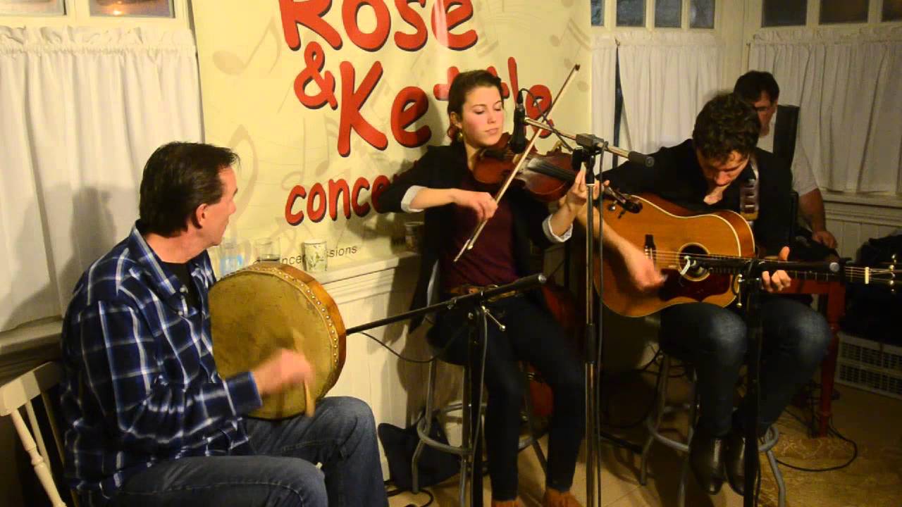 Renee Doucet, Seph Peters and Mark Currie play jigs at the Rose and Kettle
