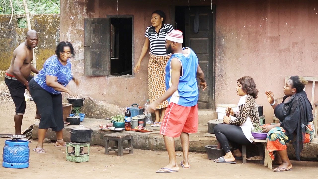 Chief Imo Comedy || ANAMBRA NA IMO BU NWANNE 8. THE STORY OF LIVING IN A PUBLIC YARD! PLEASE SHARE