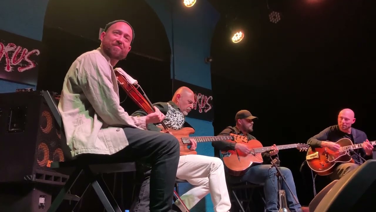 Толпа не переставала аплодировать 😁 Strasbourg St. Denis LIVE @ Chorus Lausanne - Dario Napoli Trio