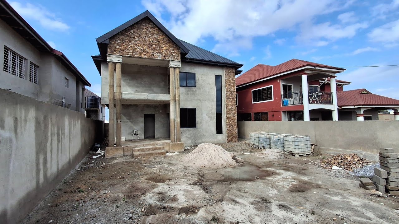 The most classy building for sale at Tech Appiadu, KUMASI