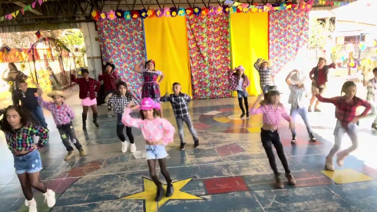 Apresentação Festa Junina - Casca de Bala 3° Ano EMEIF DR. José Carvalho Ferreira