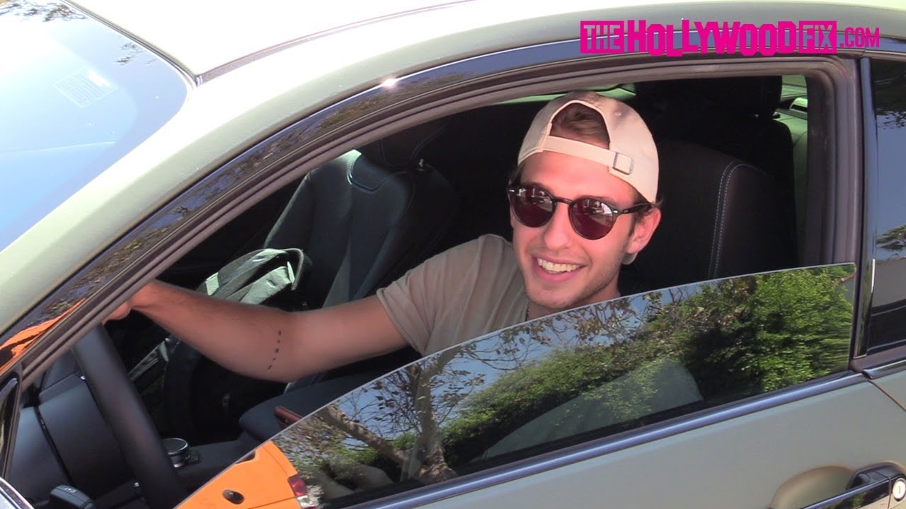 Kade Speiser Shows Off His West Coast Customs BMW While Leaving The Team 10 House 10.5.17