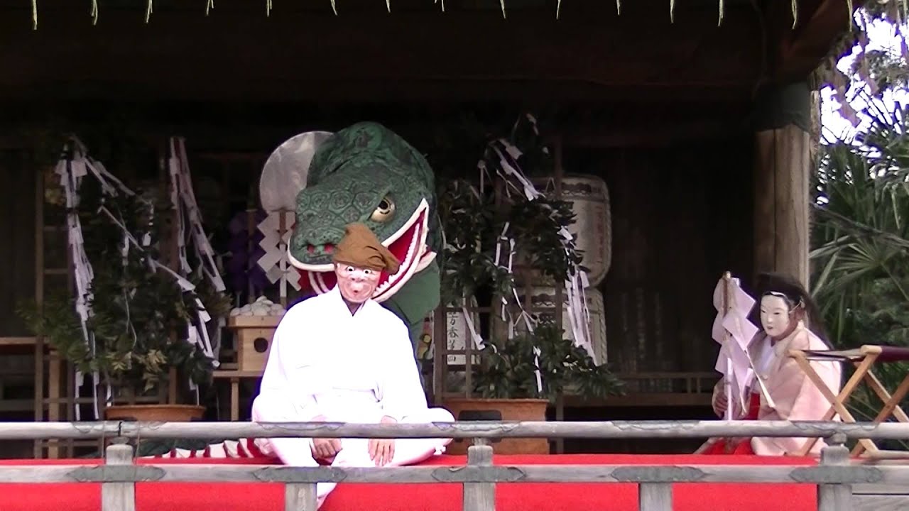 2014　宇都宮二荒山神社　　太々神楽　蛇の舞