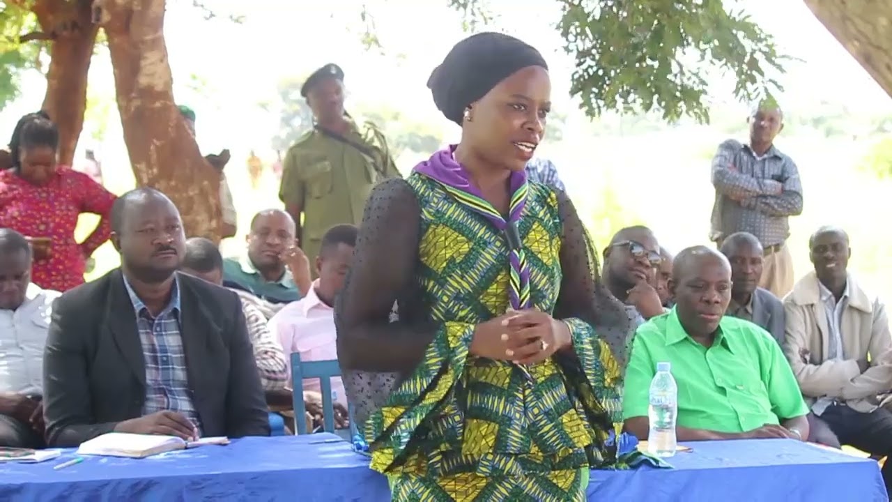 Mkuu wa wilaya ya Mpwapwa: Ziara ya kusikiliza na kutatua kero za wananchi kata ya Pwaga