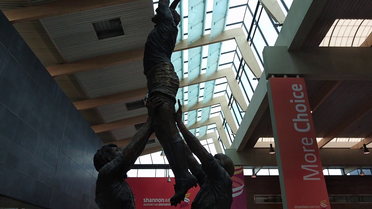 Shannon Airport Best Airport in the West of Ireland - Exploring and parking at the airport