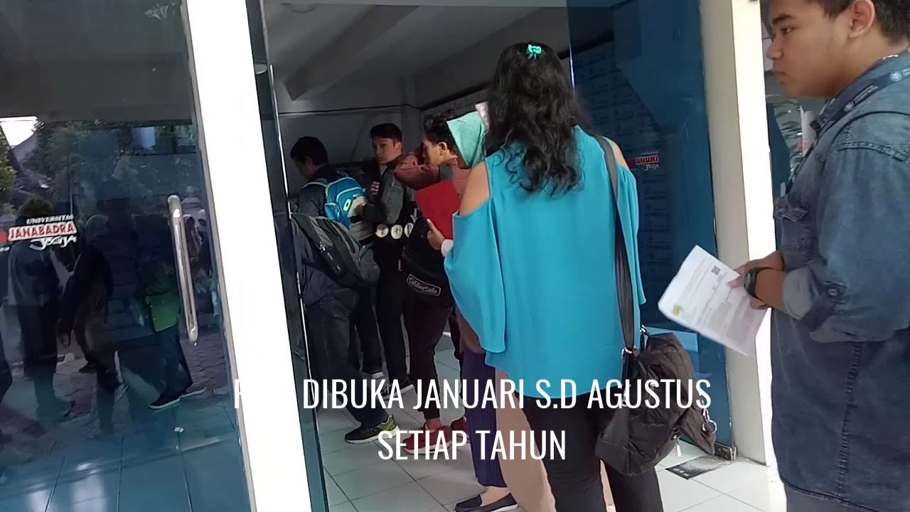 Universitas Janabadra 5 Besar PTS Terbaik Se-DIY Tahun 2017