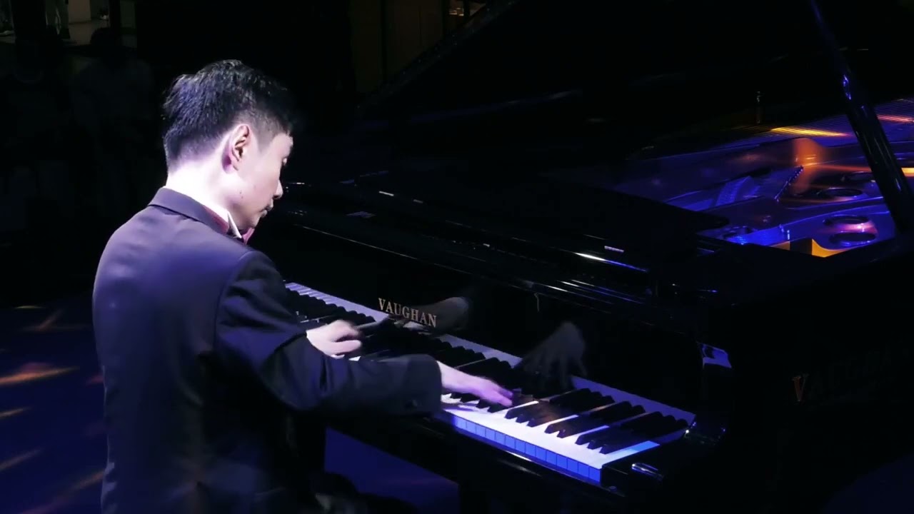 沈文裕2019乌鲁木齐加演李斯特《钟》