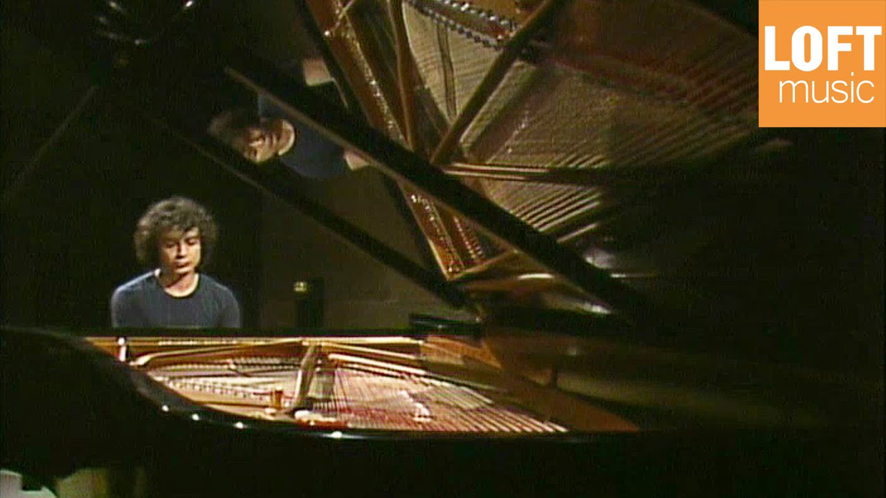 Nicolas Economou: Robert Schumann &ndash; Papillons, Op. 2