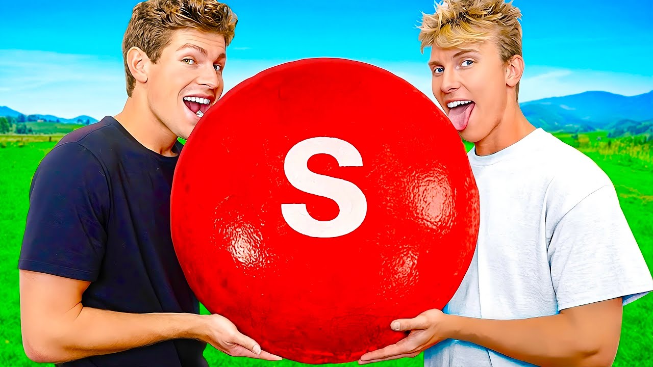 Eating GIANT vs TINY Food Challenge!