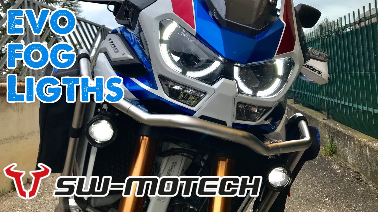 INSTALLAZIONE FARETTI AUSILIARI SULL'IMPIANTO ORIGINALE! Honda Africa Twin 1100 Adventure Sports