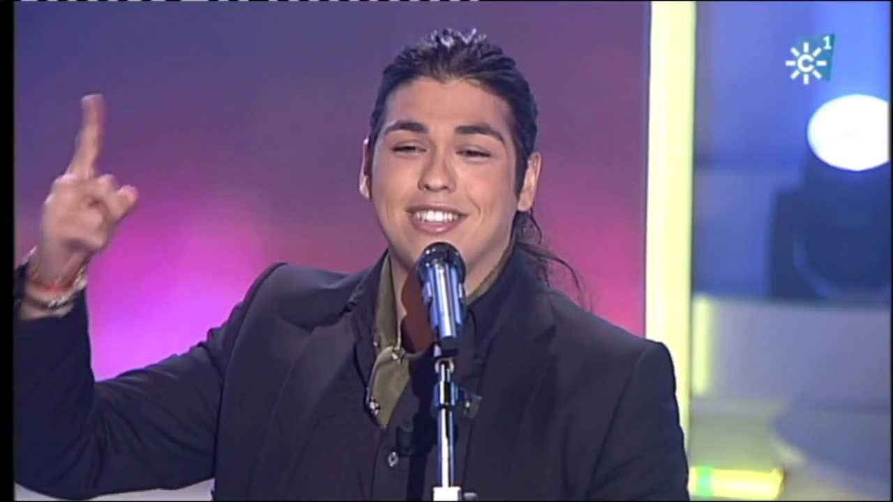 Jonathan Santiago. Ojos verdes.
