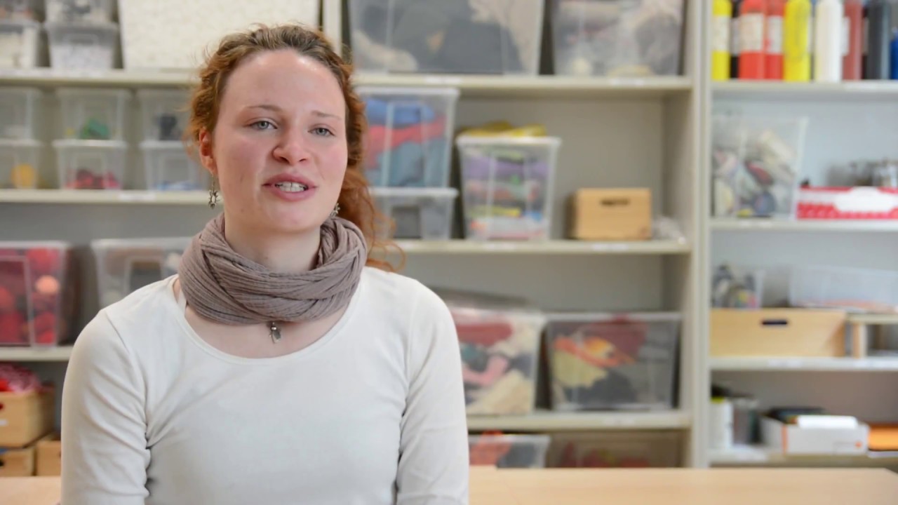 Laura beantwortet Fragen zum Bachelorstudium Pädagogik der Kindheit an der Fachhochschule Erfurt