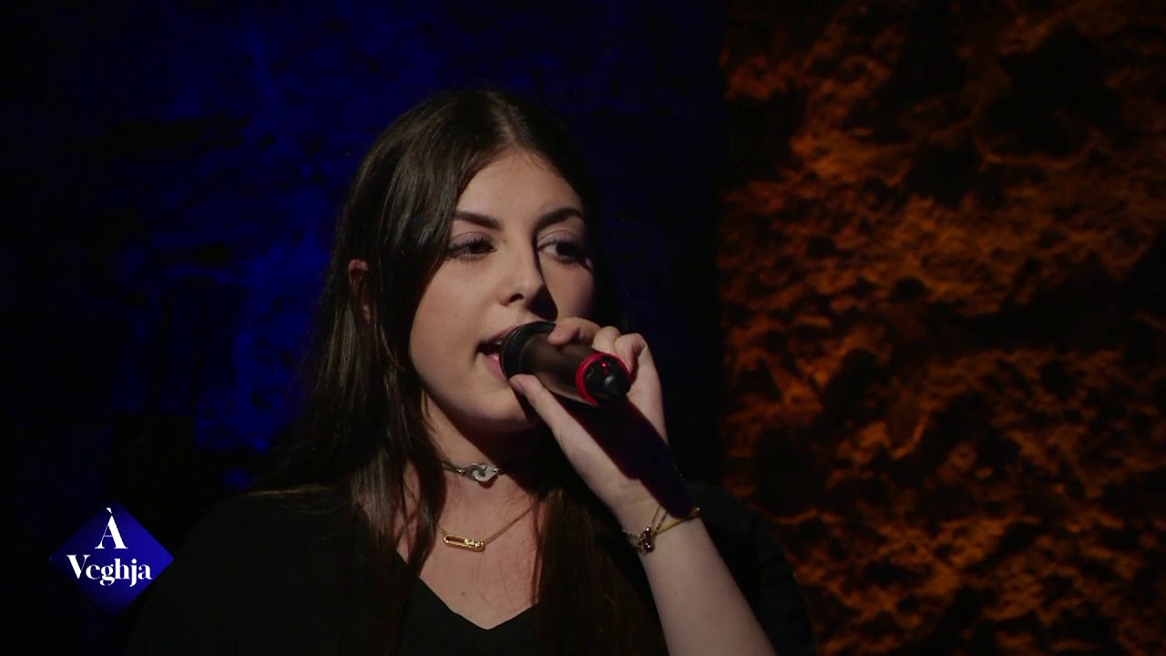 À veghja canzona Golu cù Lesia Emanuelli