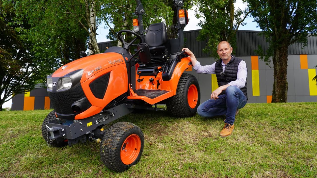 Un Kubota avec 3 POINTS d'ANCRAGE ?? Tracteur BX-261