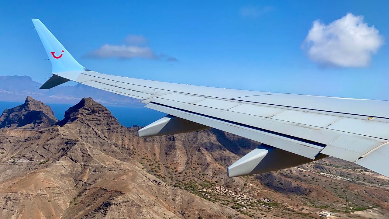 *Amazing scenery!*| TUI | B737-8MAX | Sao Vicente - Amsterdam