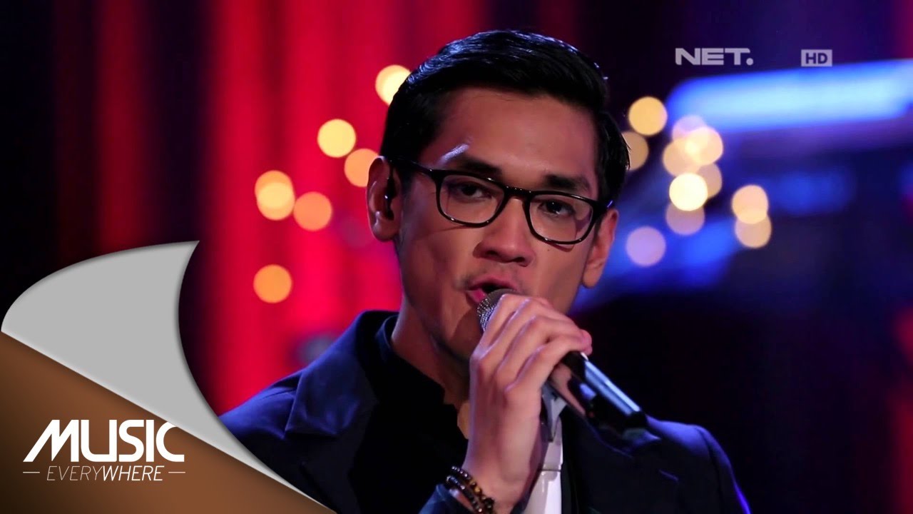 Afgan & The Gandarianz - Sadis (Live at Music Everywhere) *
