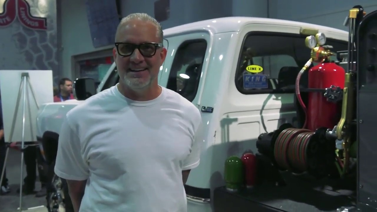Jessie James Runs MAGNUM REELS at SEMA 2018