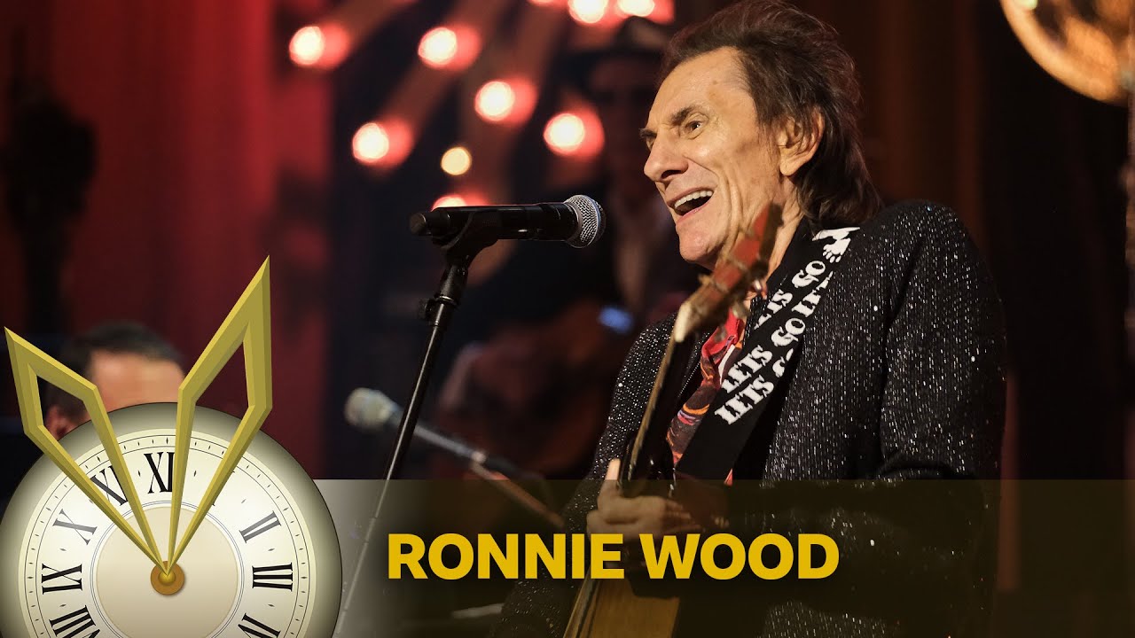 Ronnie Wood - Ooh La La (Jools' Annual Hootenanny 2025)