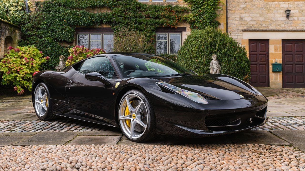 FOR SALE - Ferrari 458 Italia walk-around and interior - 2010/60 - 10,976 miles - &pound;159,995