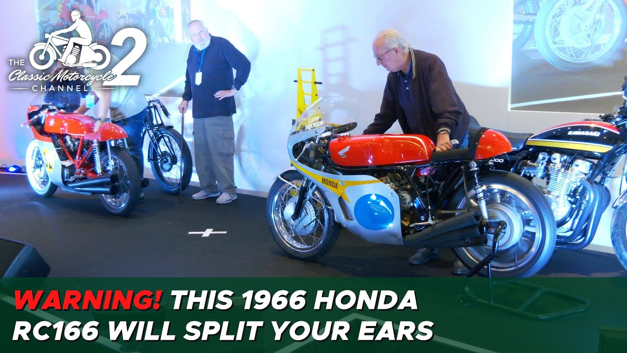 1966 Honda RC166 vs 1973 MV Agusta - dual start-up
